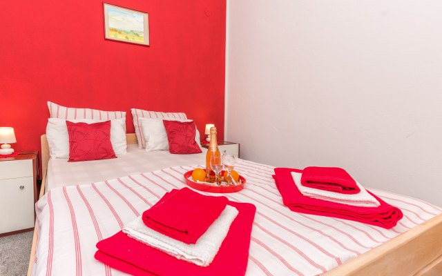 Cherry Apartment With Sea View
