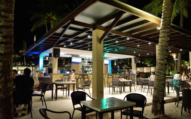 Henann Resort Alona Beach