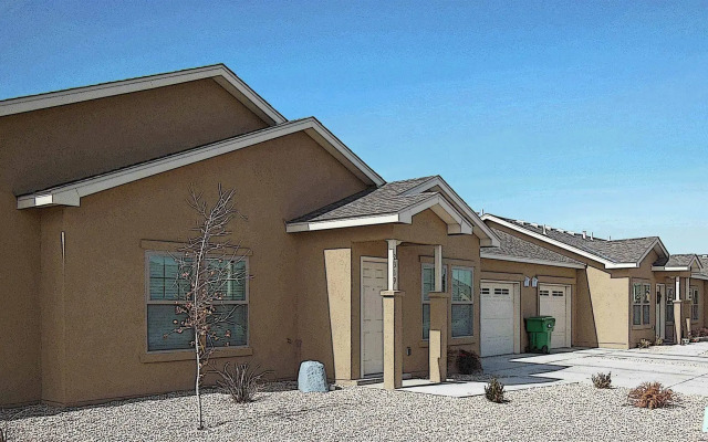 Desert Trails Luxury Suites