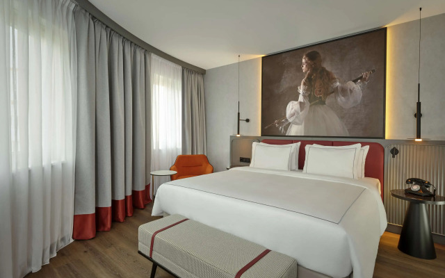 Radisson RED Berlin Kudamm