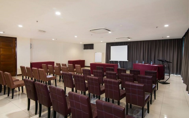 One Pacific Hotel & Serviced Apartments