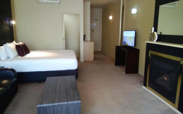 Madison Spa Motel - Adults Only