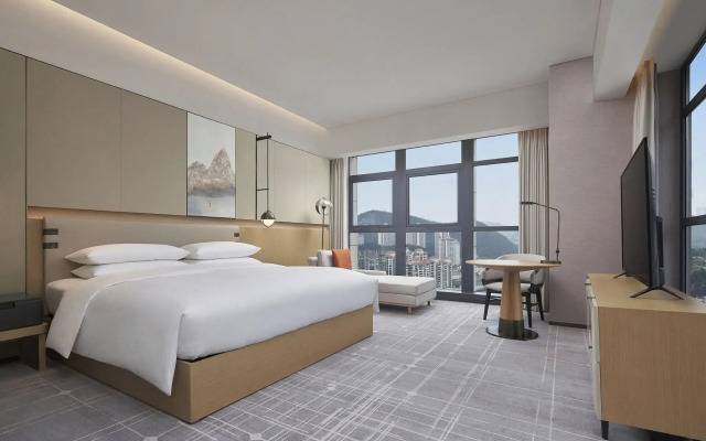 Four Points by Sheraton Guiyang, Huaxi