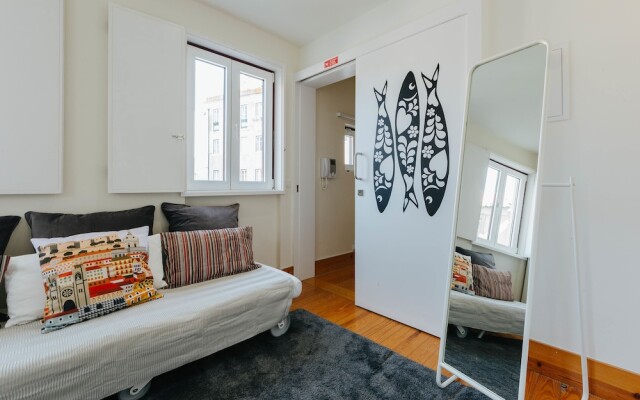 Rent4Rest Mouraria Lisbon Apartments