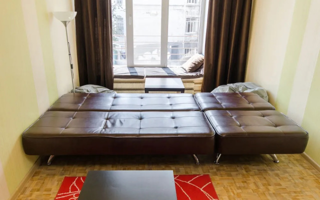 Apartments on Gorkogo 5 76