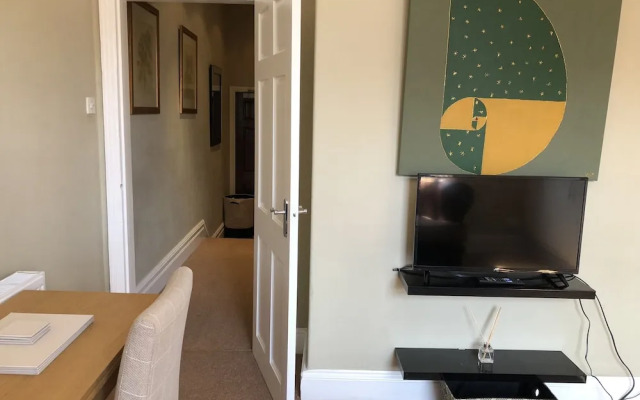 Lovely 1 bed Apartment