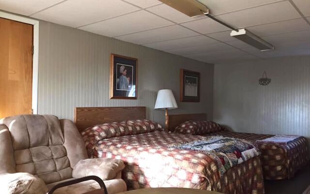 Town N' Country Motel