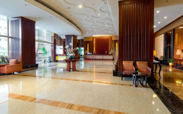 Best Western Green Hill Hotel