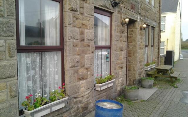 Mount View Hotel B&B