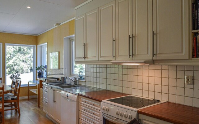 Nice Home in Mariefred With Wifi and 4 Bedrooms