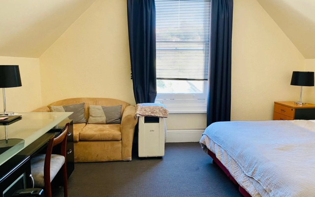 The Mews Motel – Guest Rooms – Launceston
