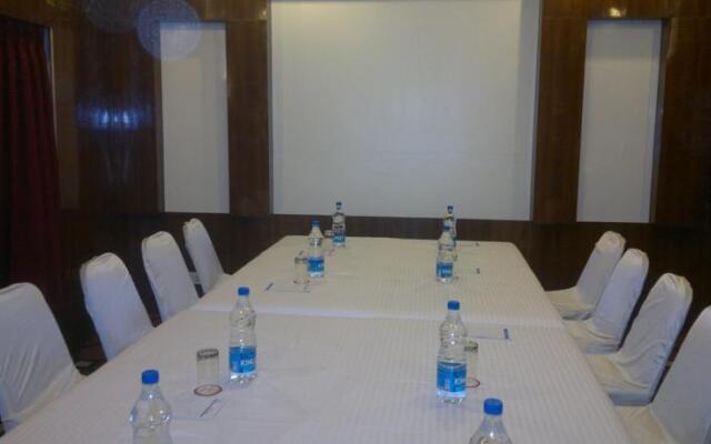 Kshitij Hotel Royale