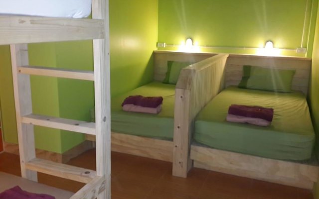 Relax Corner Inn - Hostel