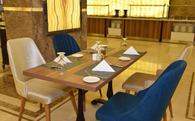 Salsabil Hotel by Warwick  Al Corniche