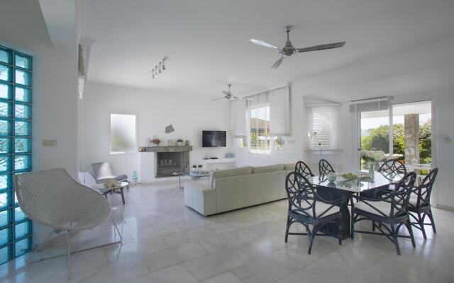 Mazeri in Protaras With 5 Bedrooms and 4 Bathrooms