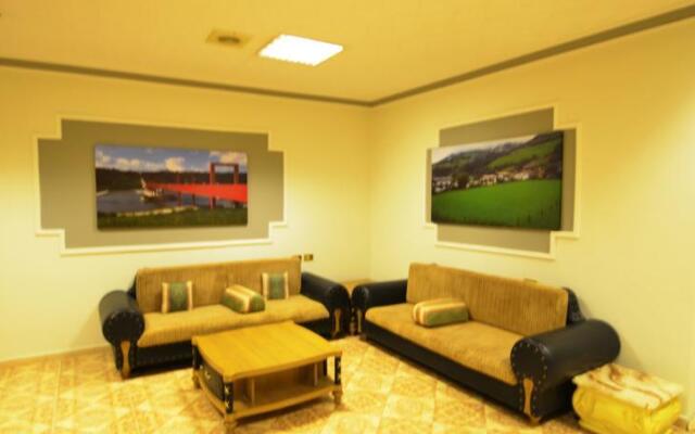 Al Barraq Hotel