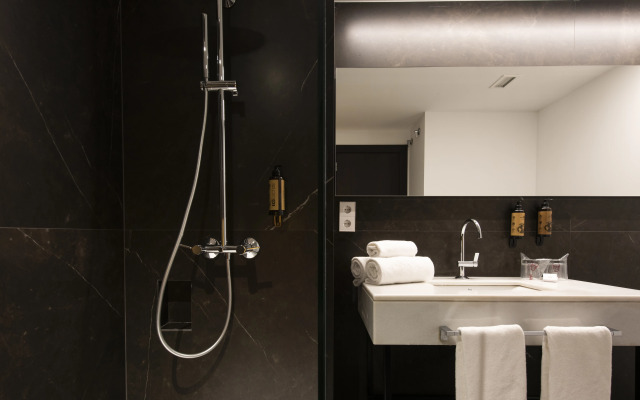 Maroa Hotel