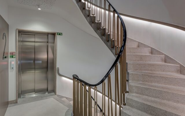 Hotel Acta the Clover