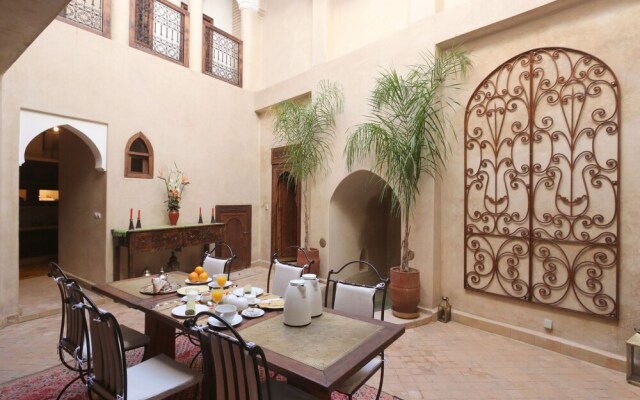 Riad Jaune Safran en Exclusivité