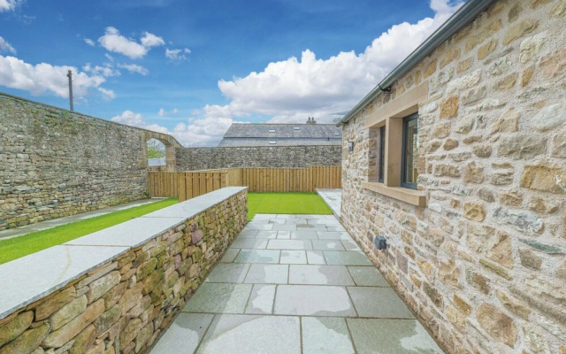 No 2 The Coach House