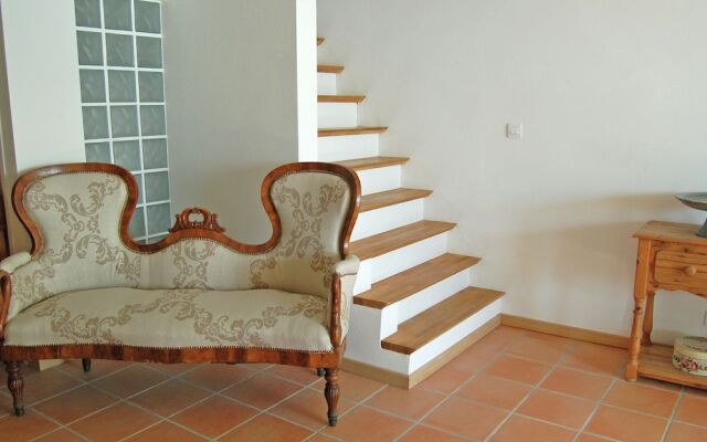 Classy Apartment in La Turbie With Fenced Garden