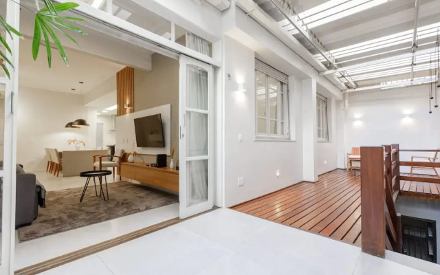 Leblon Coast Amazing 3 Bedroom in Leblon