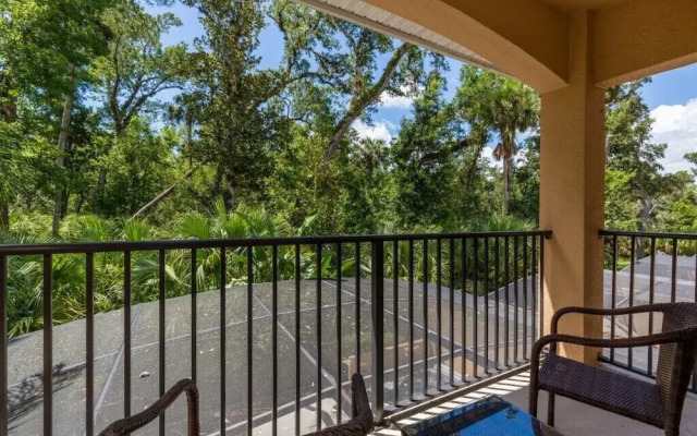 Regal Oaks Escape
