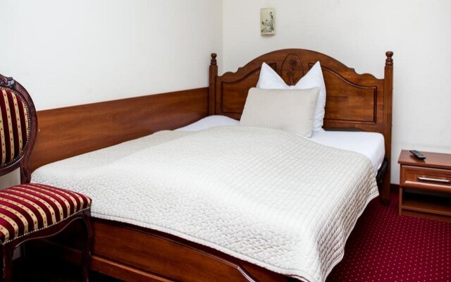 Zodiak MT Haryono by KAGUM Hotels