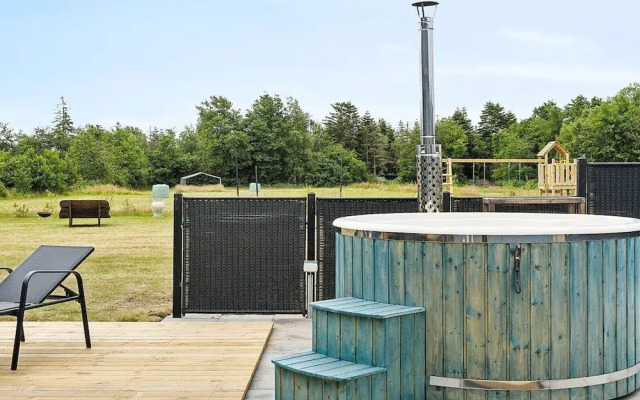 5 Star Holiday Home in Albaek