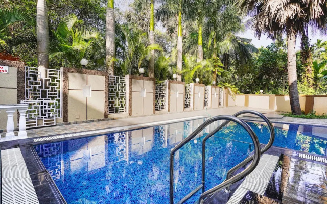 Fabhotel Blue Roof Sea Side