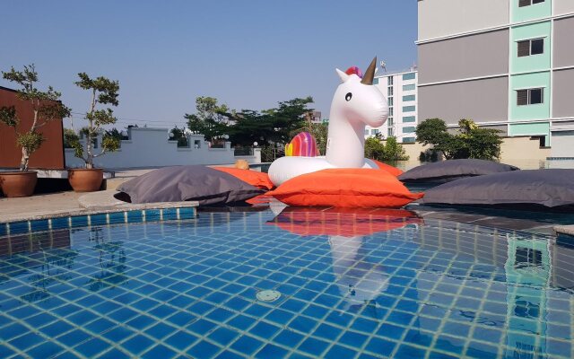 7Days Bangna Hotel