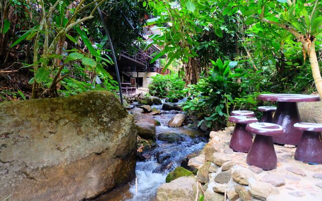 Huan Himnam Homestay