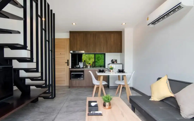 Naiharn Loft near Beach UTL B325