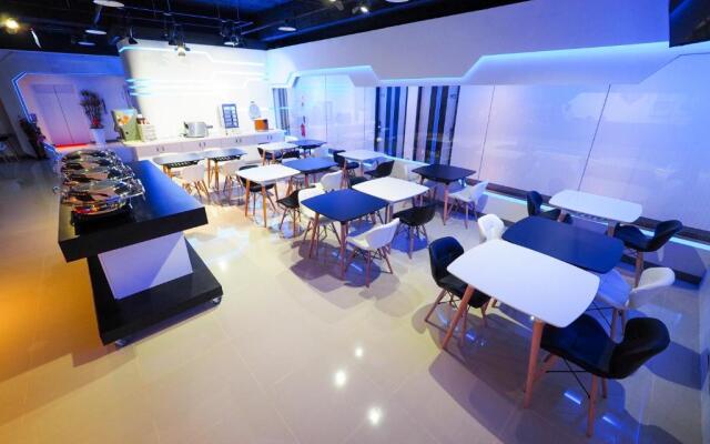 Galaxia Business Hotel