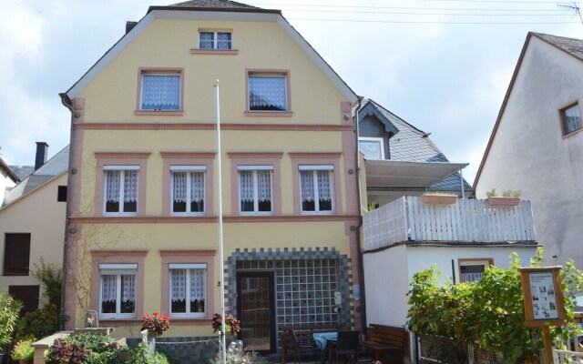 A Semi Detached Holiday Home For 8 Persons A Stones Throw From The Moselle