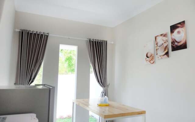 Villa Jogja Grand Bale with Private Pool by Simply Homy