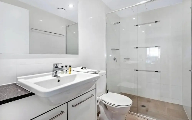 3BRM Broadbeach Skyline Nook