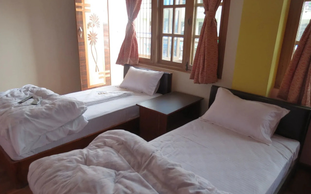Hotel Om