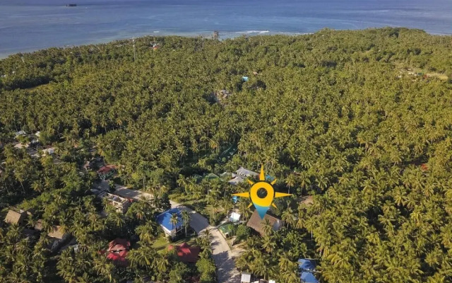 Sinag Hostel - Adults Only