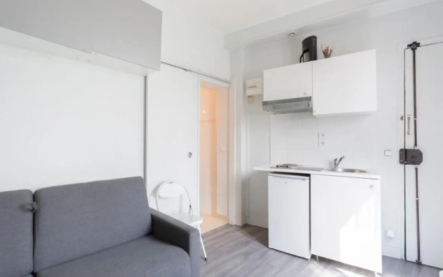 Studio Meublé