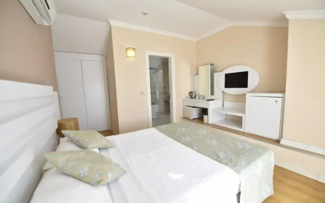 Sahra Su Holiday Village & Spa