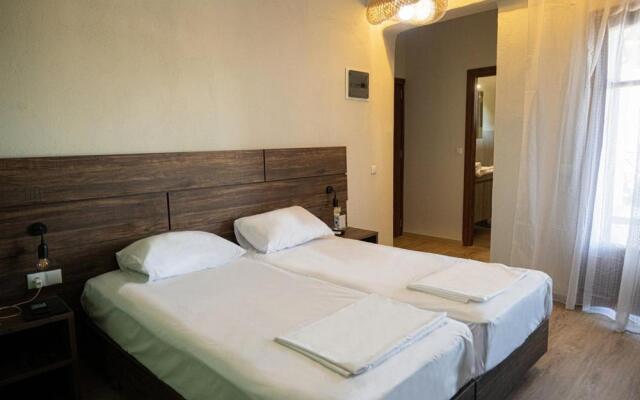 Este Luxury Apartments