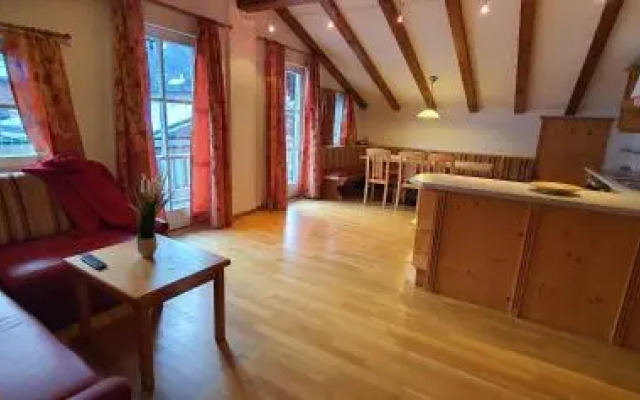 Schlosserhaus Appartements