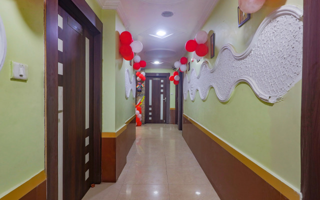 FabExpress Superior Nesh Inn