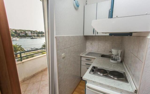 Apartments Mare - 30m from beach
