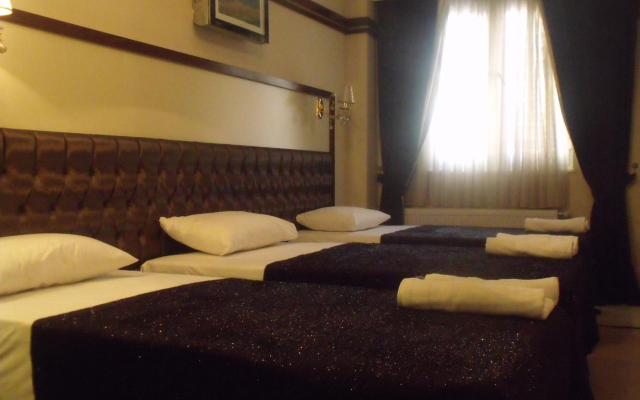 Gloria Tibi Hotel