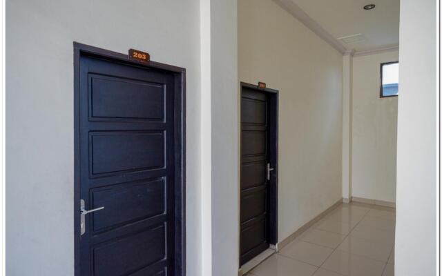 RedDoorz @ Hotel Bumi Palupy