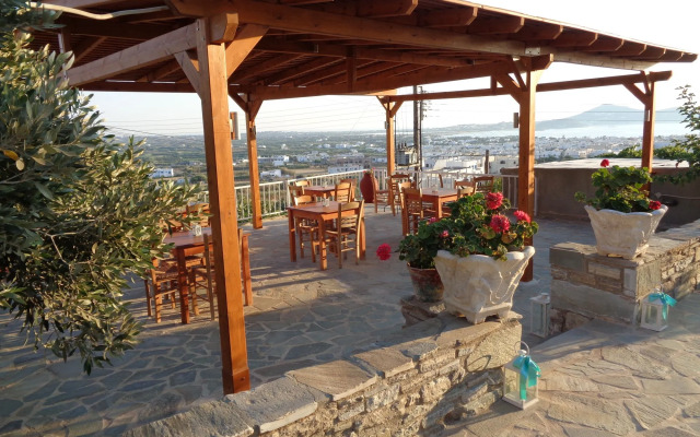 Petros Studios & Suites