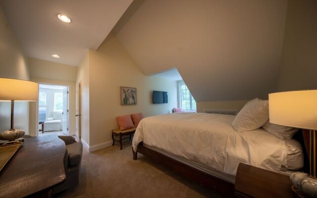 The Edenton Collection-The Granville Queen Inn