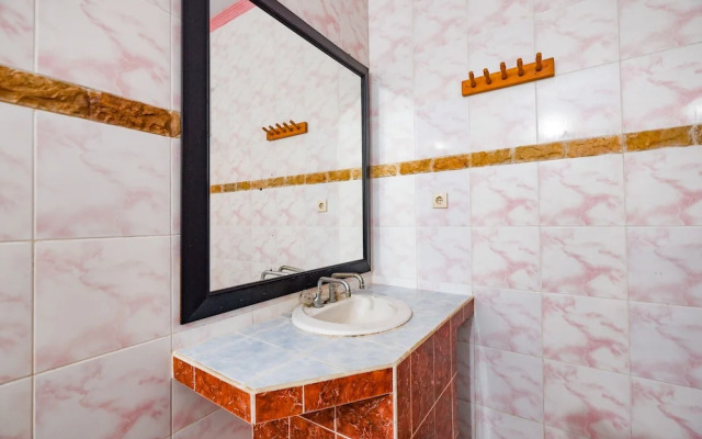 OYO 2855 Sartika Hotel Pati